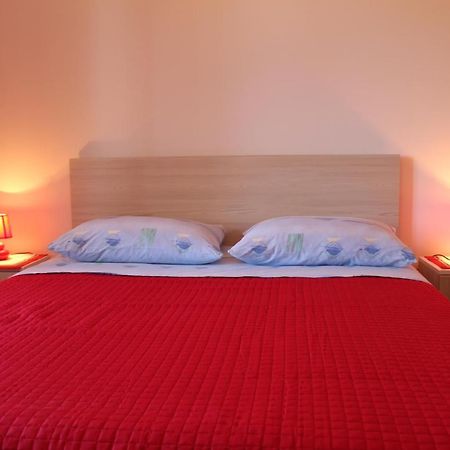 Apartment Dekovic โปเรช ภายนอก รูปภาพ
