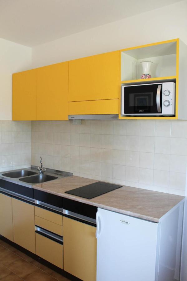 Apartment Dekovic โปเรช ภายนอก รูปภาพ