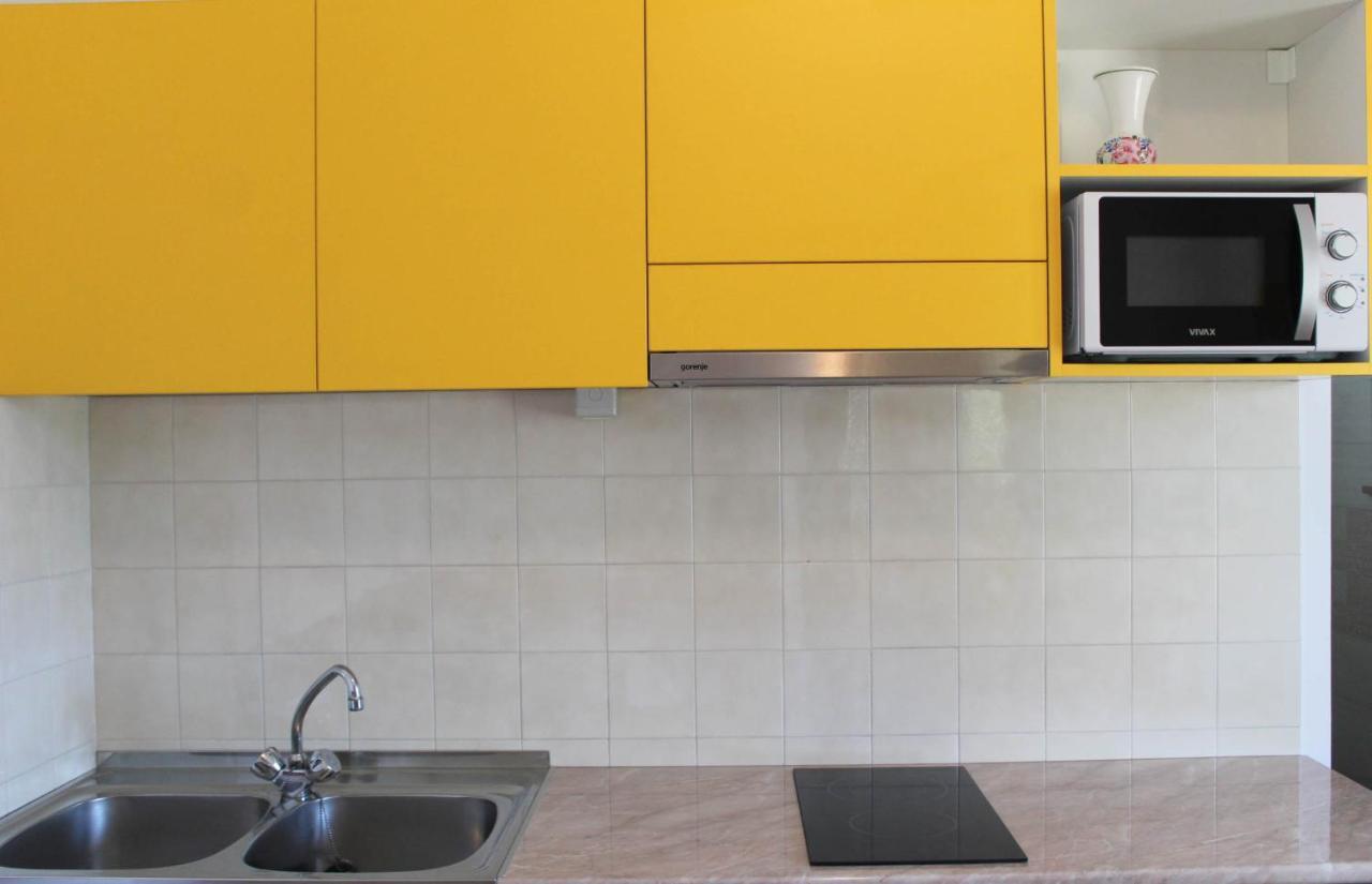 Apartment Dekovic โปเรช ภายนอก รูปภาพ